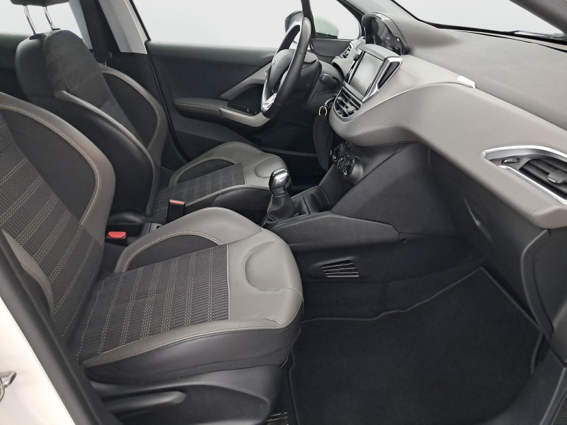 Peugeot 208, 2016