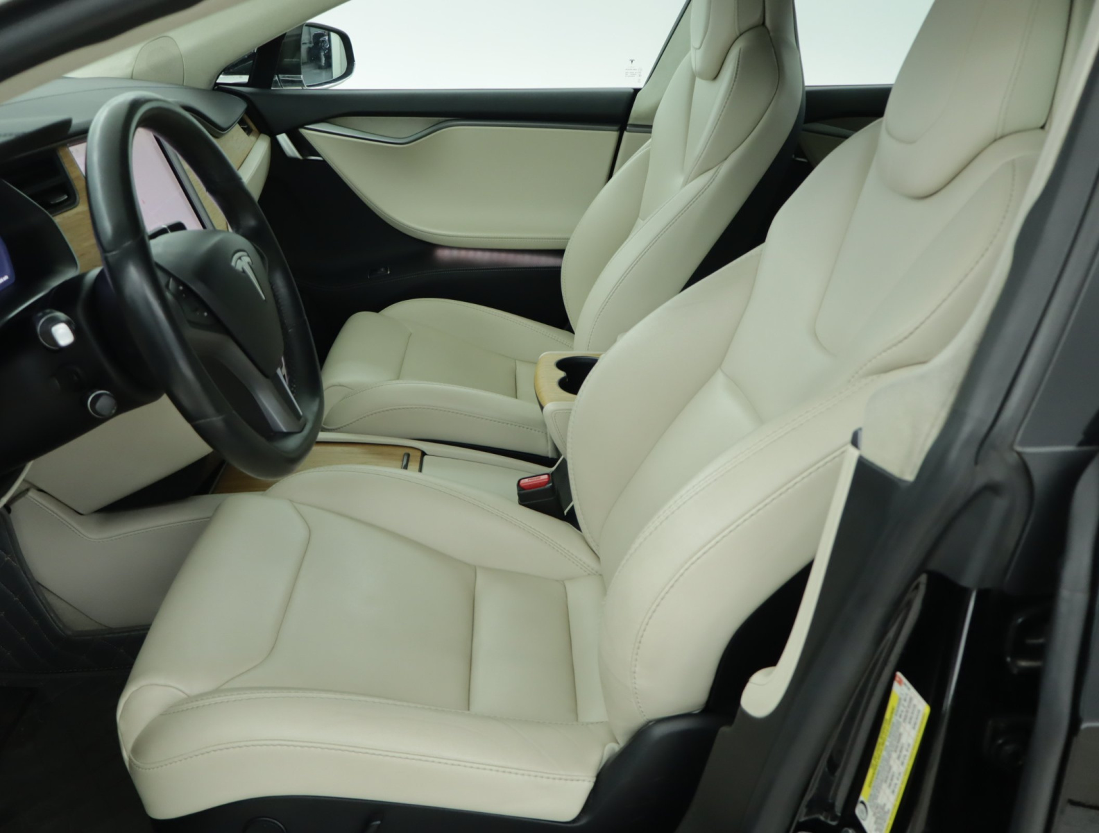 Tesla Model S 100D – fotografie 16
