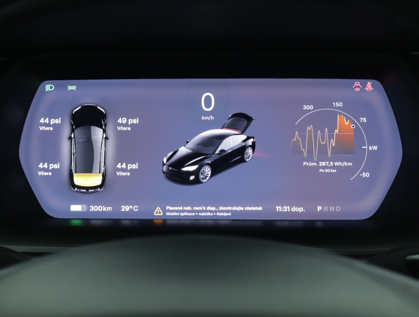 Tesla Model S, 2019