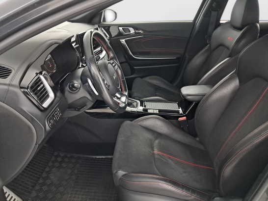 Kia ProCeed GT 1.6 T-GDI MHEV