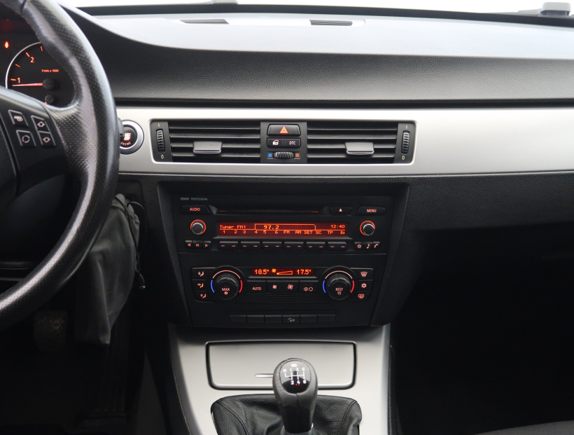 BMW 3, 2006