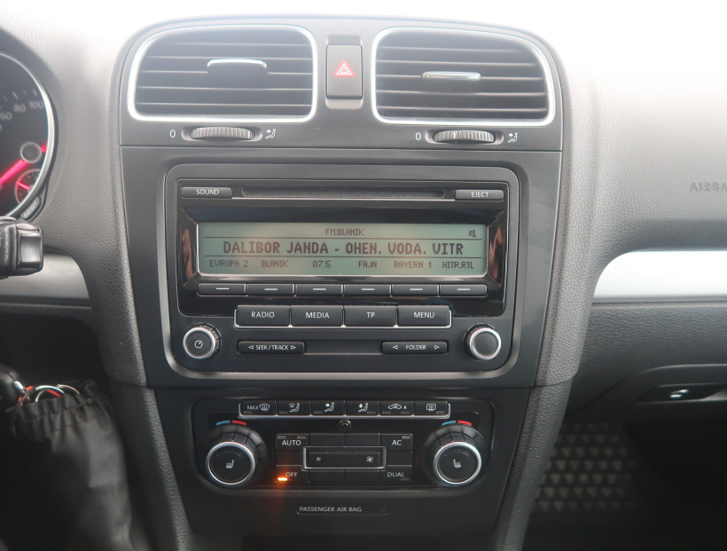 Volkswagen Golf, 2010