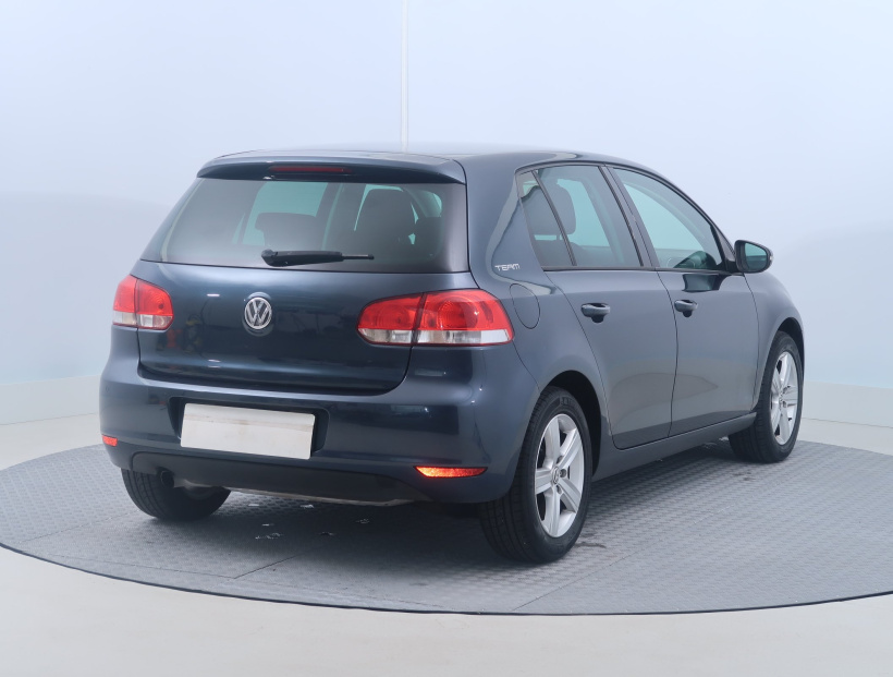 Volkswagen Golf, 2010