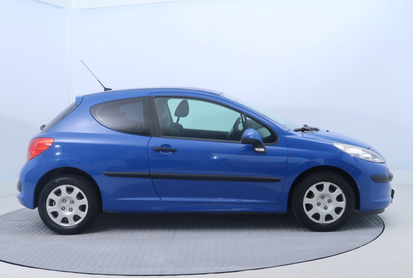 Peugeot 207, 2006