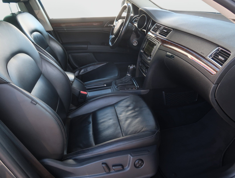Škoda Superb, 2014