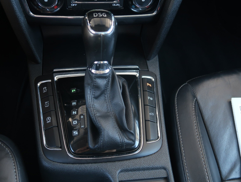 Škoda Superb, 2014