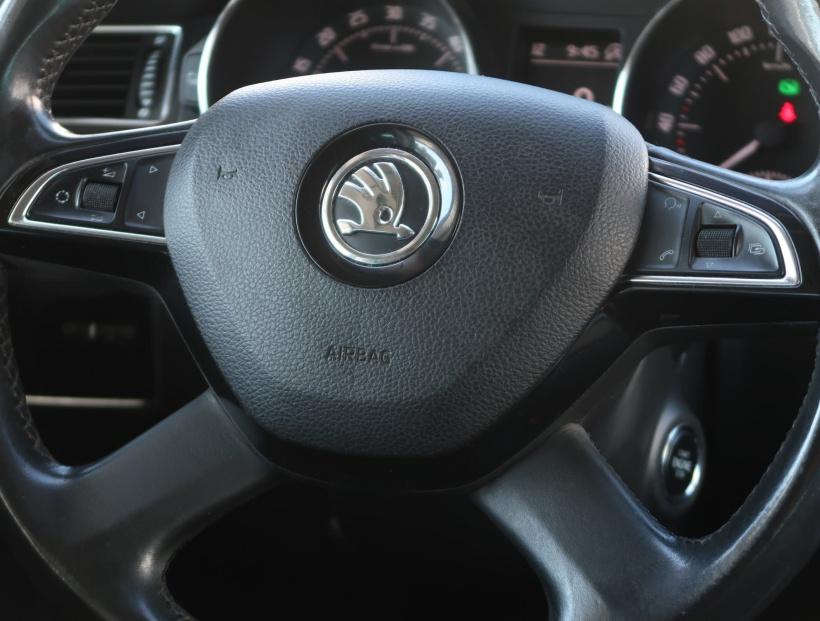Škoda Superb, 2014