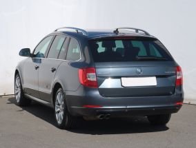 Škoda Superb - 2014