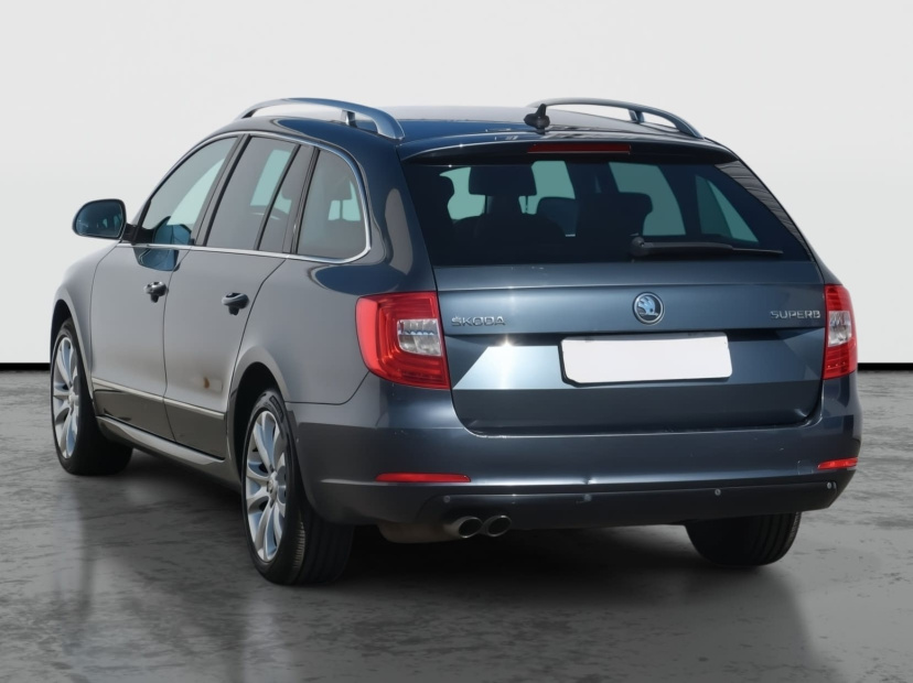 Škoda Superb, 2014