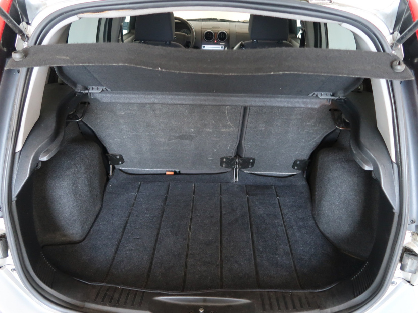 Ford Fusion, 2005