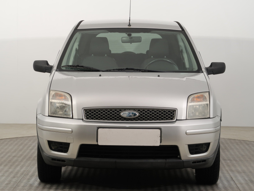 Ford Fusion, 2005