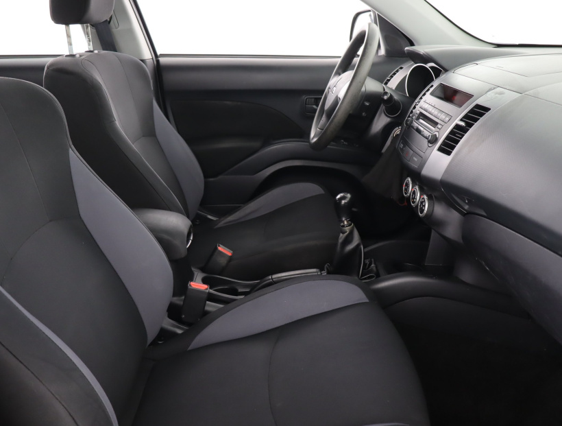 Mitsubishi Outlander, 2009