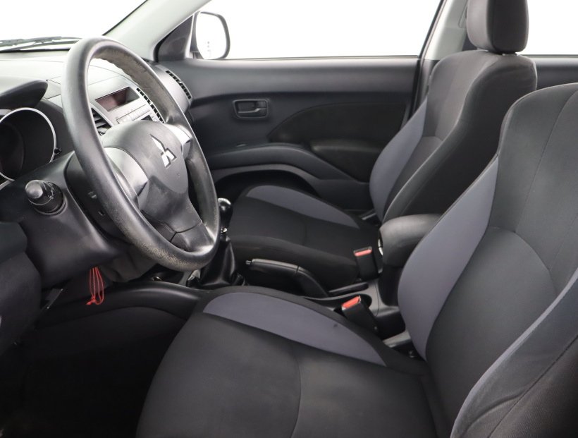 Mitsubishi Outlander, 2009