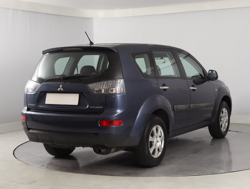 Mitsubishi Outlander, 2009