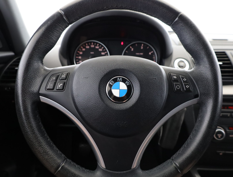 BMW 1, 2009