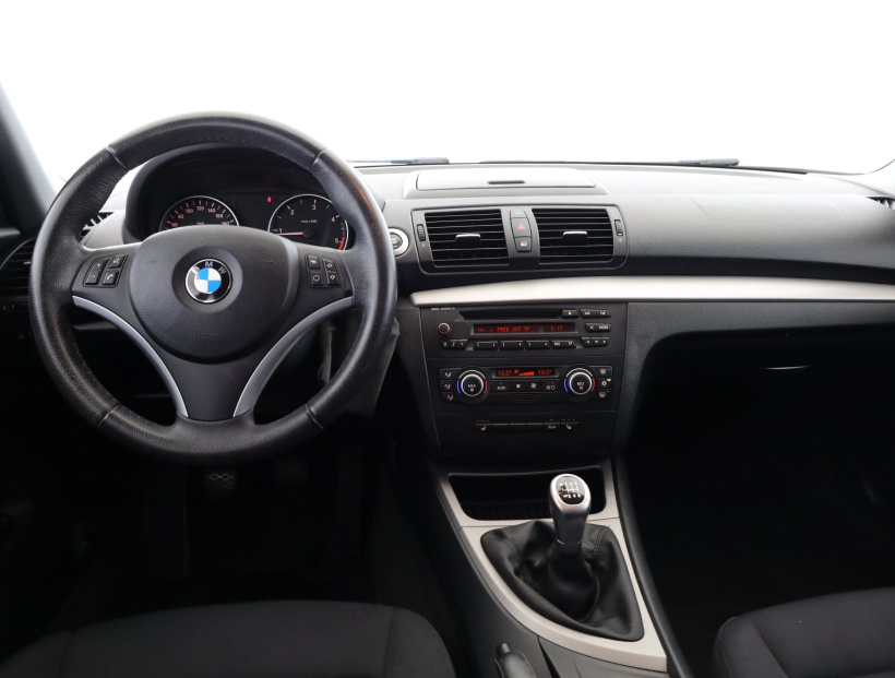 BMW 1, 2009