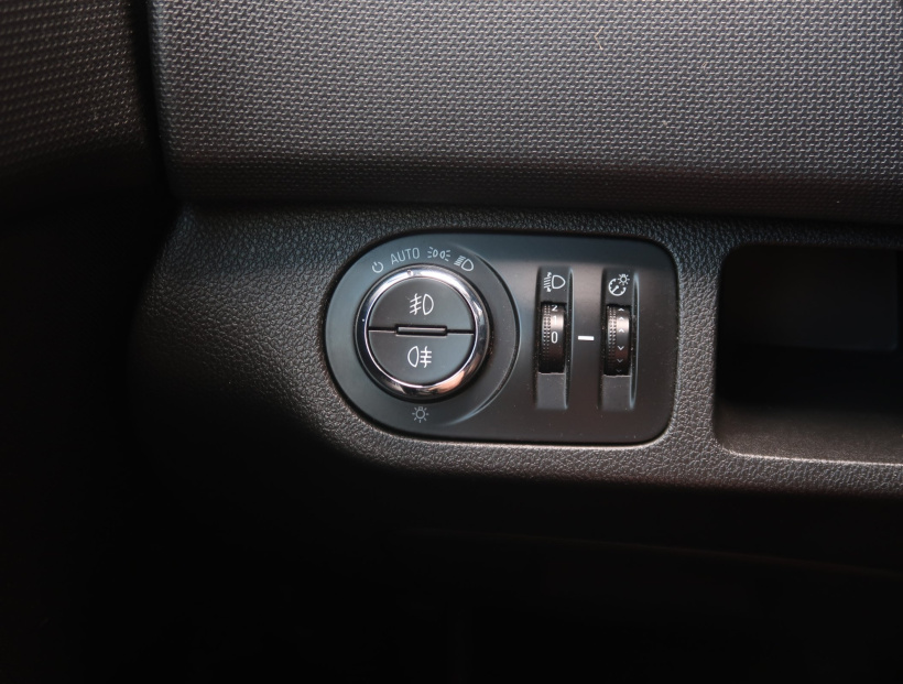 Opel Meriva, 2016