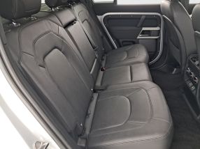 Land Rover Defender - 2023