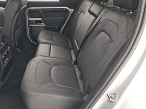 Land Rover Defender - 2023