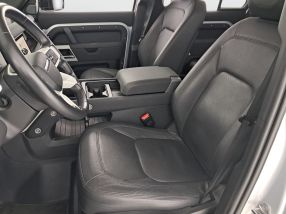 Land Rover Defender - 2023