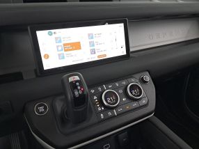 Land Rover Defender - 2023