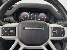 Land Rover Defender - 2023