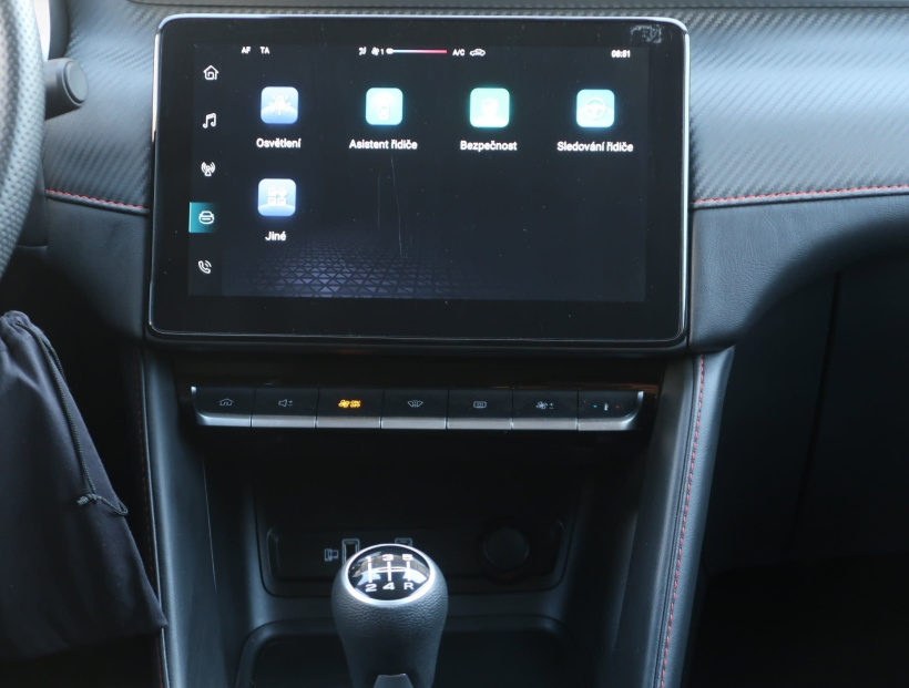 MG ZS SUV, 2025