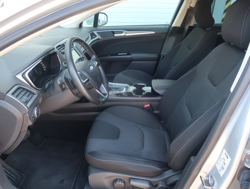 Ford Mondeo, 2016