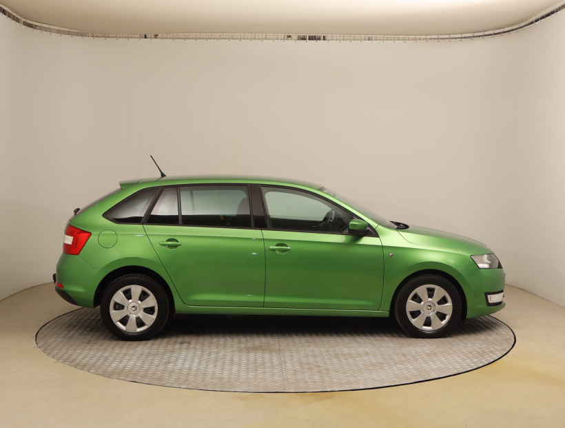 Škoda Rapid Spaceback, 2014