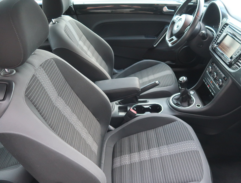 Volkswagen Beetle, 2012
