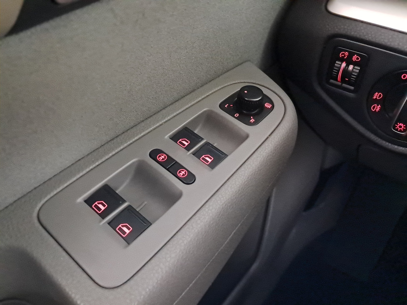 Seat Alhambra, 2011