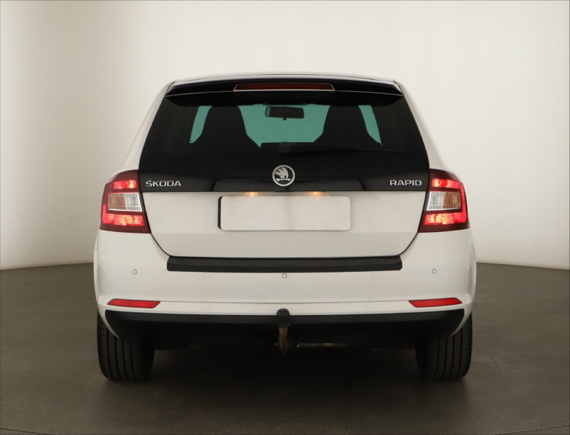 Škoda Rapid Spaceback, 2014