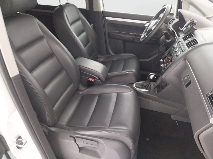 Volkswagen Touran, 2014