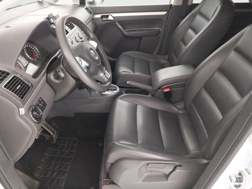 Volkswagen Touran, 2014