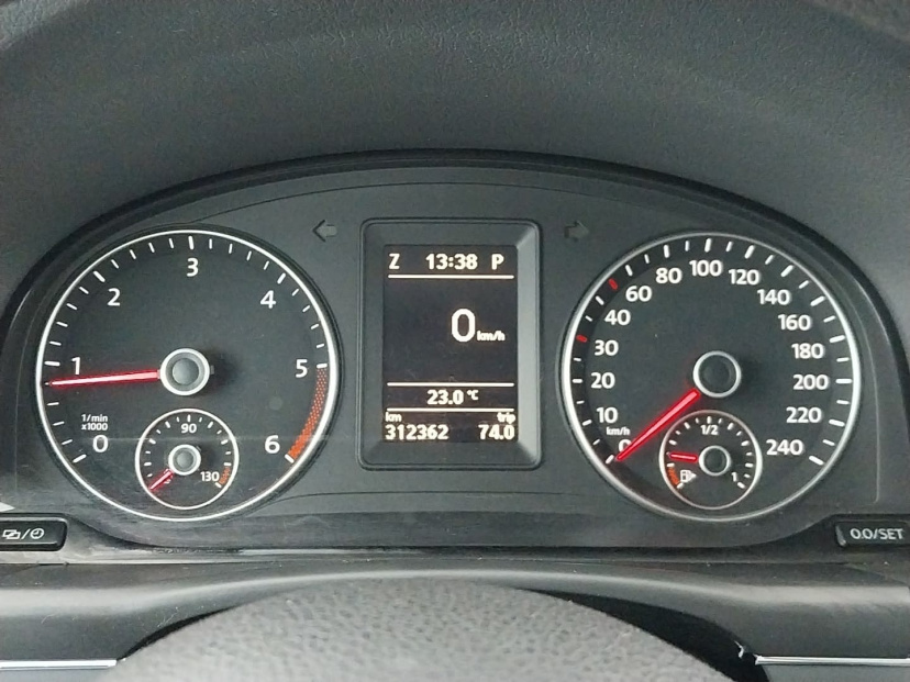 Volkswagen Touran, 2014