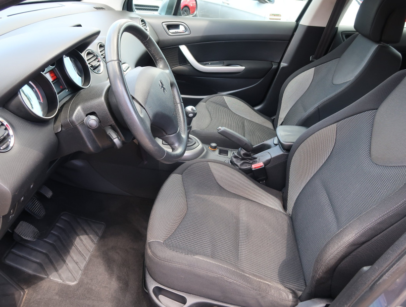 Peugeot 308, 2008