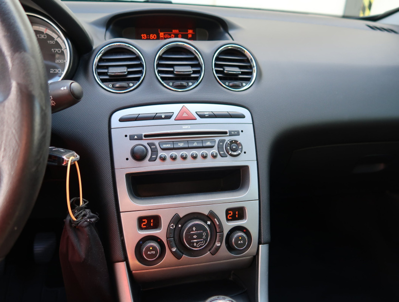 Peugeot 308, 2008