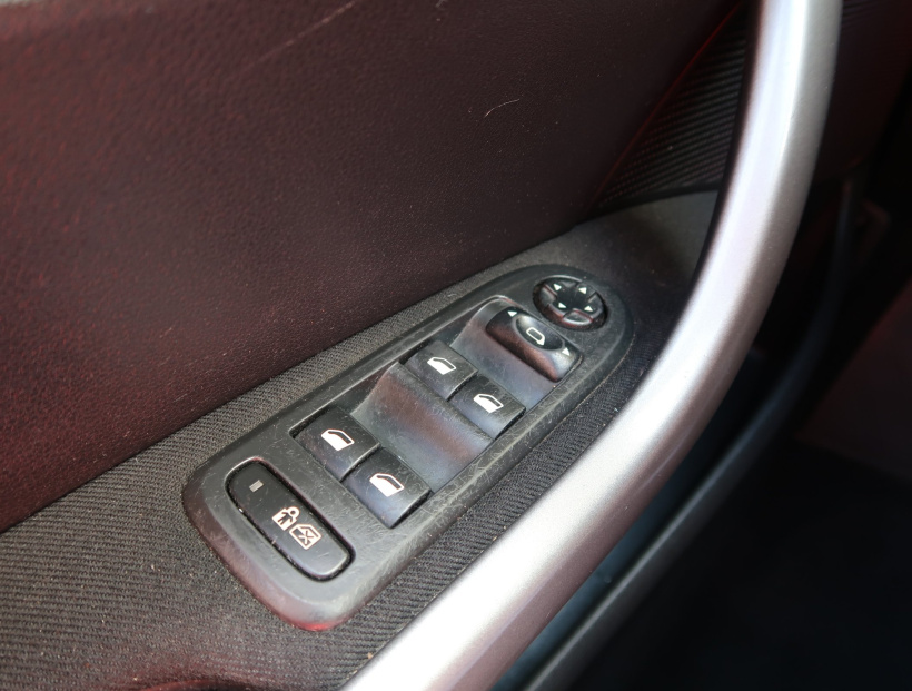 Peugeot 308, 2008