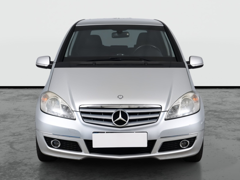 Mercedes-Benz A, 2010