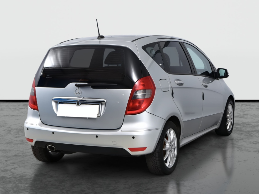 Mercedes-Benz A, 2010