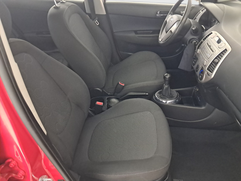 Hyundai i20, 2011