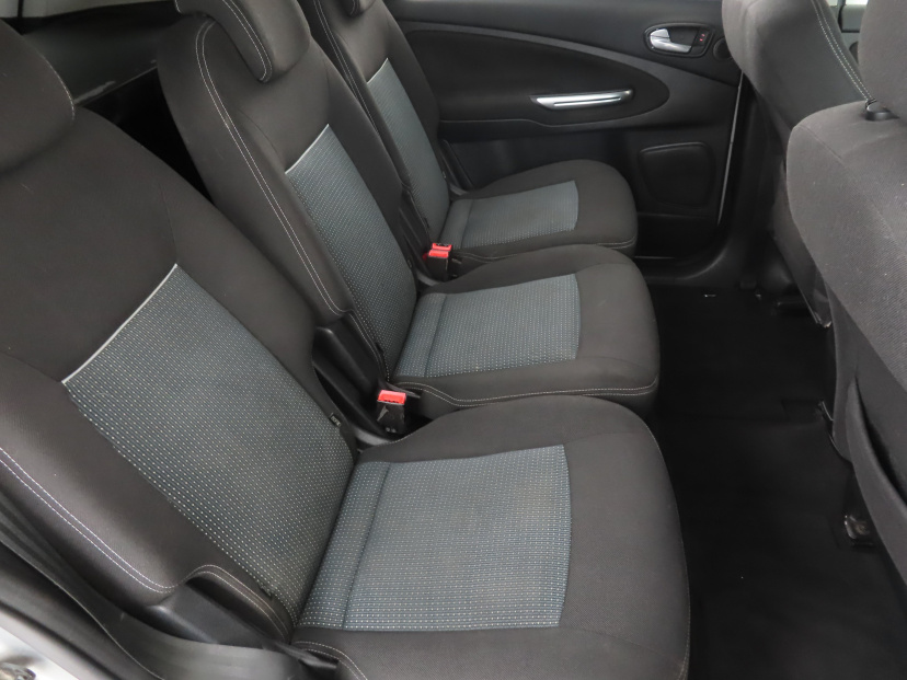 Ford S-Max, 2011