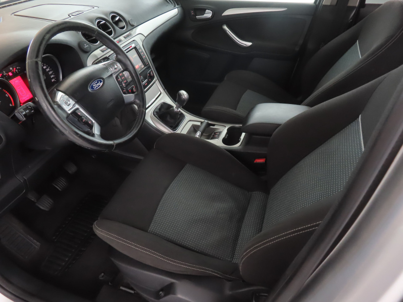 Ford S-Max, 2011