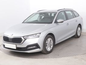 Škoda Octavia - 2023