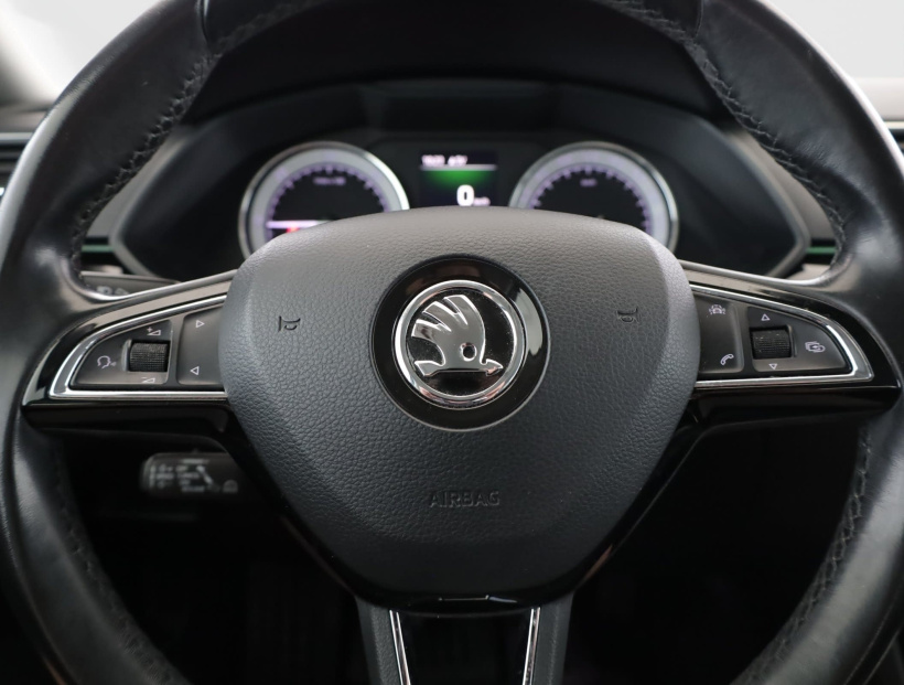 Škoda Superb, 2017