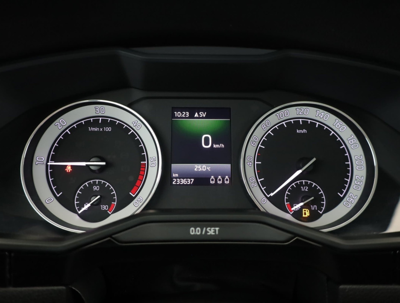 Škoda Superb, 2017