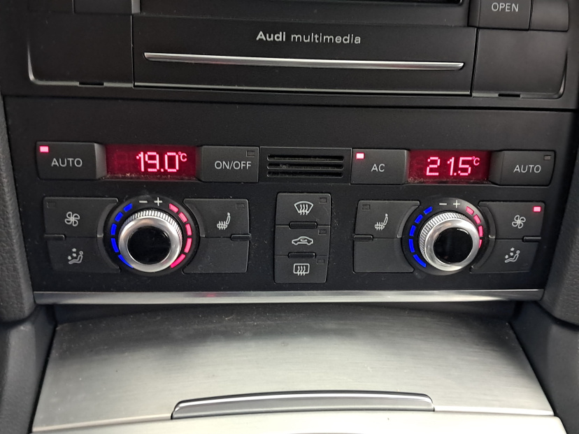 Audi Q7, 2011
