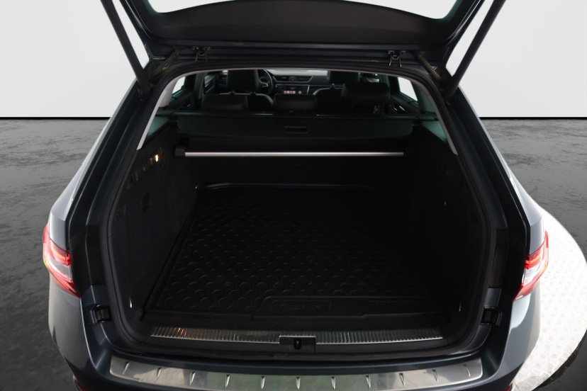 Škoda Superb, 2016