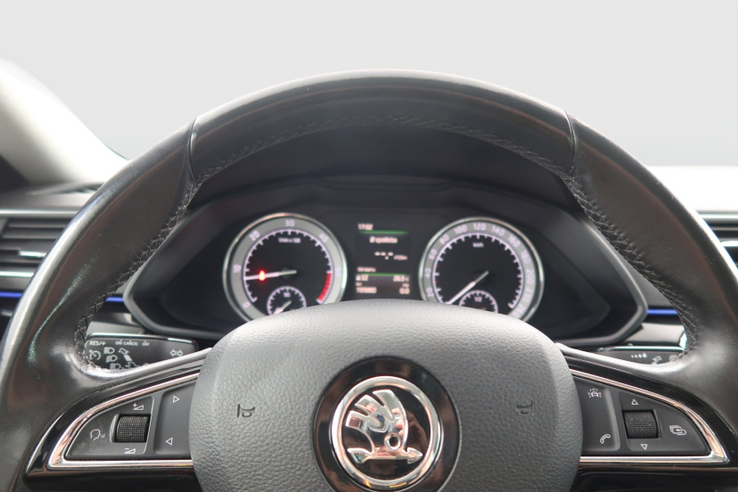 Škoda Superb, 2016