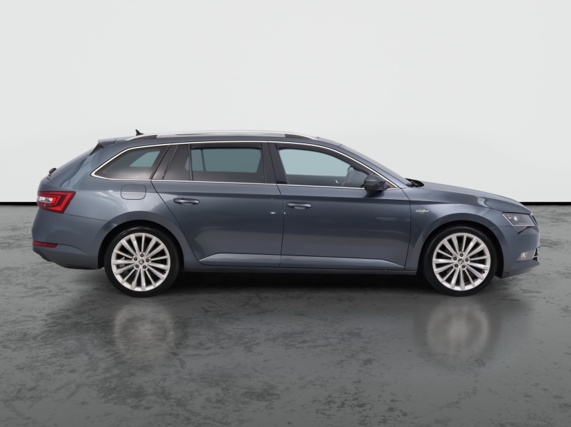 Škoda Superb, 2016